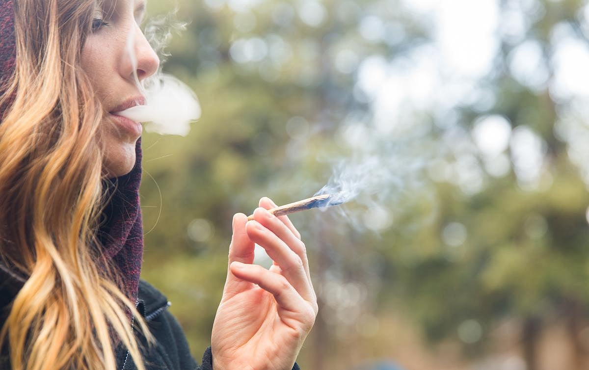 vape pen thc level What is a Marijuana Vape Pen - How To Choose a Pen & Vape Battery main image 0